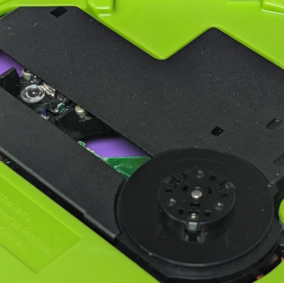 Npower Nickelodeon Dora The Explorer Portable Compact Disc Player Tested - Picture 9 of 10